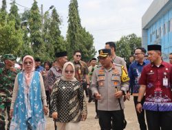 Kapolres Bersama Bupati Mesuji sidak dan Cek Harga Bahan Pokok di Pasar Simpang Pematang Jelang Idul Fitri 1447 H