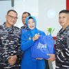 Jelang Idul Fitri 1447 H, Prajurit dan ASN Kodaeral XIV Sorong Menerima Paket Lebaran TNI Angkatan Laut