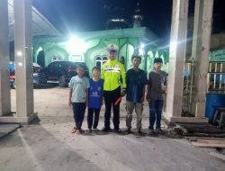 Polsek Indrapura Gelar Pengamanan Sholat Tarawih di 11 Masjid, Kapolsek Pimpin Langsung untuk Jamin Keamanan