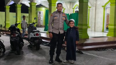 Polsek Labuhan Ruku Gelar Pengamanan Sholat Tarawih di 10 Masjid, Kapolsek Pimpin Langsung untuk Jamin Kamtibmas Aman