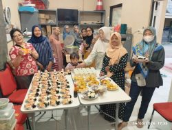 Puluhan Yatim Piatu RW15 Medokan Ayu Surabaya dapat Santunan dari Warga