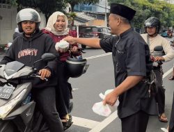SEKBER LIPAN-RI Bagikan Ratusan Takjil Gratis di Kota Batu, Wujud Kepedulian di Bulan Ramadan