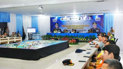 Tinjau Kalikangkung, Kapolri Pastikan Pelayanan hingga Rekayasa Lalin Optimal Hadapi Mudik