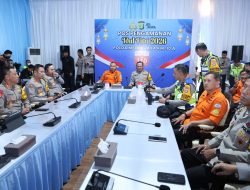Kapolda Metro Jaya Hingga Kepala Basarnas Cek Pos Pelayanan Pengamanan Cikunir, Pastikan Arus Mudik Aman dan Lancar