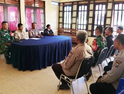 Babinsa dan Aparat Kurik Gelar Sweeping, Pastikan Makanan Aman Jelang Idul Fitri