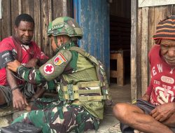 Semangat Binter TNI, Satgas Yonif 521/DY Berikan Pelayanan Gratis kepada Masyarakat Distrik Apalapsili