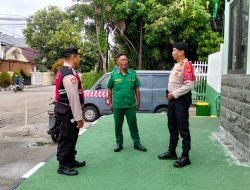 Polisi Hadir di Tengah Permukiman, Patroli Jalan Kaki Polsek Kebon Jeruk Ciptakan Rasa Aman