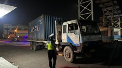 Polrestabes Palembang Perketat Penyekatan Truk ODOL di Km 12, 80 Kendaraan Terjaring