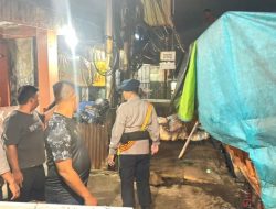 Truk Terperosok Depan Mako C Pelopor, Brimob Bantu evakuasi dan Urai Lalin