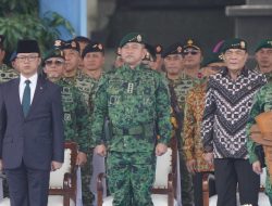 Kasad Hadiri Peringatan HUT ke-65 Kostrad di Cilodong