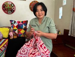 Kisah Inspiratif Anggota Persit Kartika Chandra Kirana Cabang L Kodim Surakarta Dalam Mengembangkan Ketrampilan Merajut