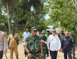 Usai Penutupan TMMD 127, Bupati dan Forkopimda Kaimana Tinjau Jembatan Baru di Kampung Marsi