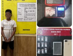 Digerebek Dini Hari, Pengedar Sabu di Sako Palembang Ditangkap Saat Menggenggam Narkoba