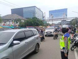Arus Mudik Mulai Meningkat, Lalu Lintas Dalam Kota Muara Enim Didominasi Kendaraan Pribadi