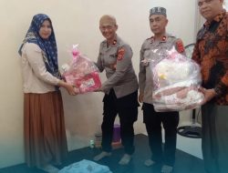 Kapolda Aceh Salurkan Bantuan untuk Bayi yang Ditemukan di Masjid Lamno