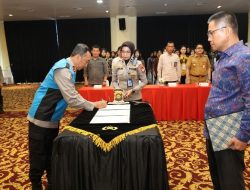 Kapolda Sumsel Irjen Pol Sandi Nugroho Pimpin Sumpah Panitia dan Peserta Rekrutmen Polri 2026