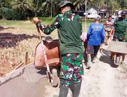 Gotong Royong TNI dan Warga Munjungan Perkuat Jalan Antar Dusun Penopang Ekonomi Desa
