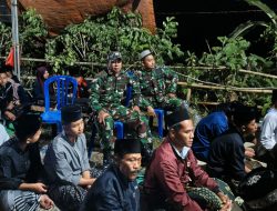 Babinsa Laksanakan Sambang Warga Dan Patroli Malam