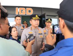 Kapolres Metro Bekasi Kota Jenguk 17 Korban Kebakaran Cimuning, Salurkan Tali Asih dan Dukungan Moril