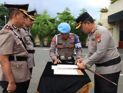 Kapolres Metro Bekasi Kota Pimpin Sertijab Kasat Intelkam, Kasat Binmas, dan Kapolsek Bekasi Selatan