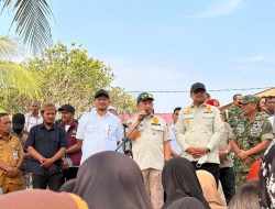 Mendagri Tito Karnavian Serahkan Ratusan Paket Bantuan untuk Penyintas di Aceh Tamiang, Siapkan Huntap dan Sumur Bor