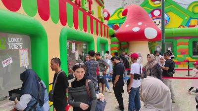 Viral! Destinasi Wisata Mikutopia Dibanjiri Ribuan Wisatawan, Perekonomian UMKM Warga Sekitar Terdongkrak Naik