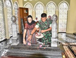 Danrem 031/WB Brigjen TNI Han Ziarah Pahlawan Nasional, Serap Keteladanan Sultan Syarif Kasim II untuk Pengabdian TNI