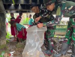 Gotong Royong di Pelabuhan Sahapikya, TNI dan Warga Edukasi Anak SD Cegah Sarang Nyamuk