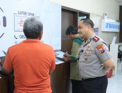 Warga Tak Lagi Waswas: Kapolres Gresik Turun Langsung ke Satpas hingga Mall Pelayanan Publik, Pastikan Layanan Tanpa Pungli