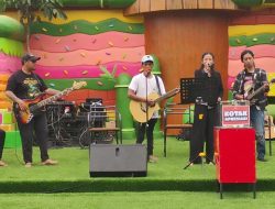 Kehadiran Fasilitas Live Musik di Mikutopia, Wisatawan Antusis dan Sambut Baik Hingga Nge-Band Bersama