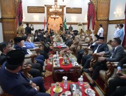 Bupati Al- Farlaky Hadiri RUPS Bank Aceh Syariah Tahun Buku 2025