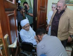 Kapolda NTB Dampingi Aboe Bakar Al-Habsyi Silaturahmi ke TGH Turmudzi Badruddin