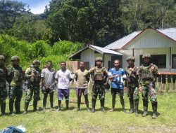 Binter Peduli Lingkungan, Satgas Yonif 521/DY Bersama Warga Gelar Aksi Bersih di Distrik Kurima, Yahukimo