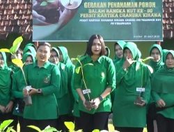 Gerakan Penanaman Pohon Dalam Rangka HUT Ke 80, Persit Kartika Chandra Kirana Oleh Persit KCK Cabang LVII Yonarmed 8/UY