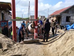 Hadapi Medan Sulit, Dandim 0402/OKI-OI dan Danrem 044/Gapo Tinjau Pembangunan Jembatan Gantung Koala Dua Belas