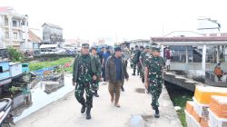 Bangun Akses, Bangun Harapan. Danrem 044/Gapo Tinjau Progres Pembangunan Jembatan