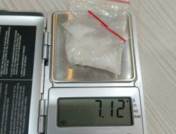Unit 2 Satresnarkoba Polrestabes Palembang Bekuk Pengedar Sabu 7,12 Gram di Keramasan Kertapati, Timbangan Digital Disita