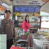 Humanis dan Dekat dengan Masyarakat, Polisi Patroli Siang Sambangi Penjual Sayur