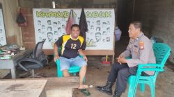 Polisi Hadir di Tengah Aktivitas Warga, Tukang Cukur Jadi Mitra Kamtibmas