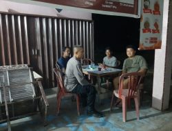 Aksi Polisi di Sabtu Malam: Temui Warga Nongkrong, Ingatkan Ancaman Narkoba