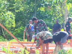 Satgas TMMD Reguler ke-128 Kodim 1801/Manokwari Bangun Rumah Warga Tanah Rubuh dari Nol