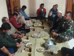 Komsos Malam Hari di Desa Kembang, Babinsa Jatipurno Perkuat Kedekatan dengan Warga