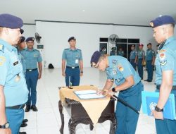 Komandan Kodaeral XIV Pimpin Acara Pengambilan Sumpah dan Penandatanganan Pakta Integritas Panitia Seleksi Prajurit TNI AL di Sorong