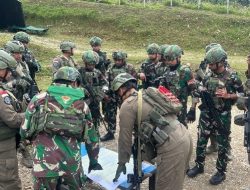 Pos Okpol Yonif 751/VJS Bersama Pos Brimob RRI Laksanakan Patroli dan Anjangsana di Kampung Polsam