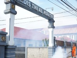 Cegah Penyakit Demam Berdarah (DBD) dan Malaria, Kodaeral XIV Sorong Laksanakan Fogging