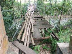 Kodim 0212/TS Bersama Warga Mulai Bangun Jembatan Gantung di Padang Bolak Julu
