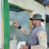 Satgas TMMD Ke-128 Kodim 1801/Manokwari Laksanakan Rehabilitasi 5 Unit MCK Umum di Kampung Tanah Rubuh
