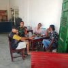 Babinsa Jalin Kedekatan dengan Warga Desa Meuria