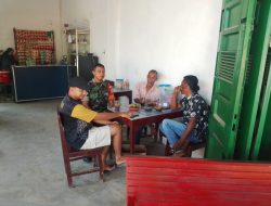 Babinsa Jalin Kedekatan dengan Warga Desa Meuria