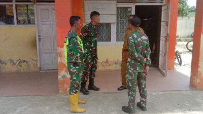 Babinsa Komsos di SD Negeri 16, Bahas Keamanan dan Rehab Sekolah